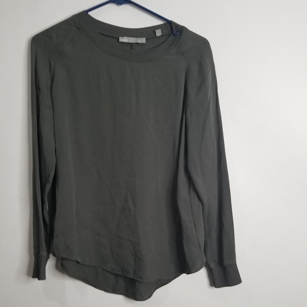 Vince Ribbed Trim Gray 100% Silk Top Size XS